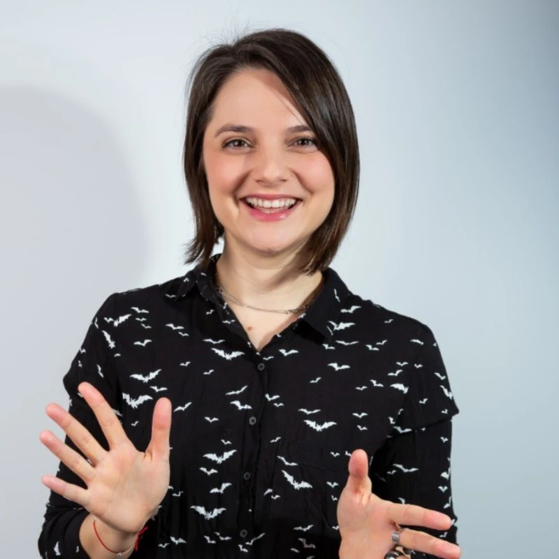 Portrait of Diana Enache